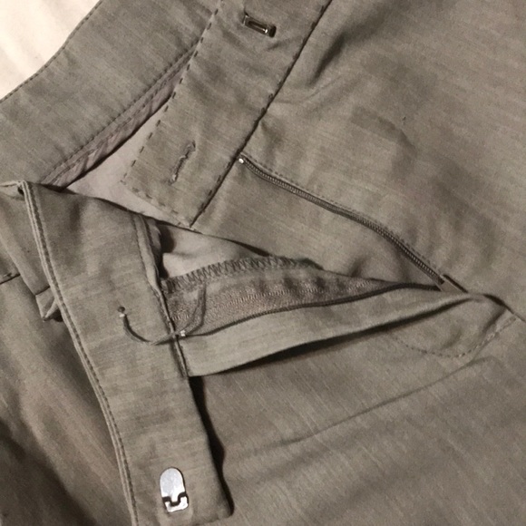 Capris - Picture 3 of 4